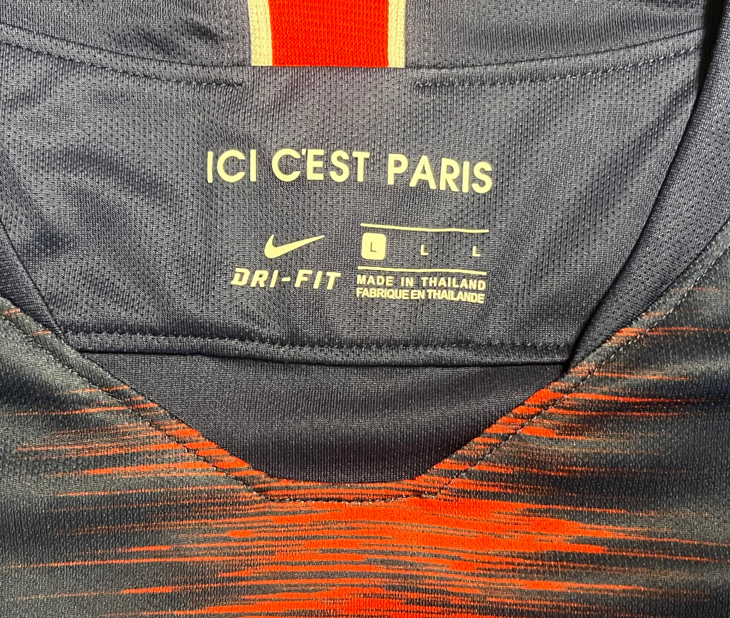 Neymar Jr. PSG Signed Jersey Beckett BAS Sticker Authentic