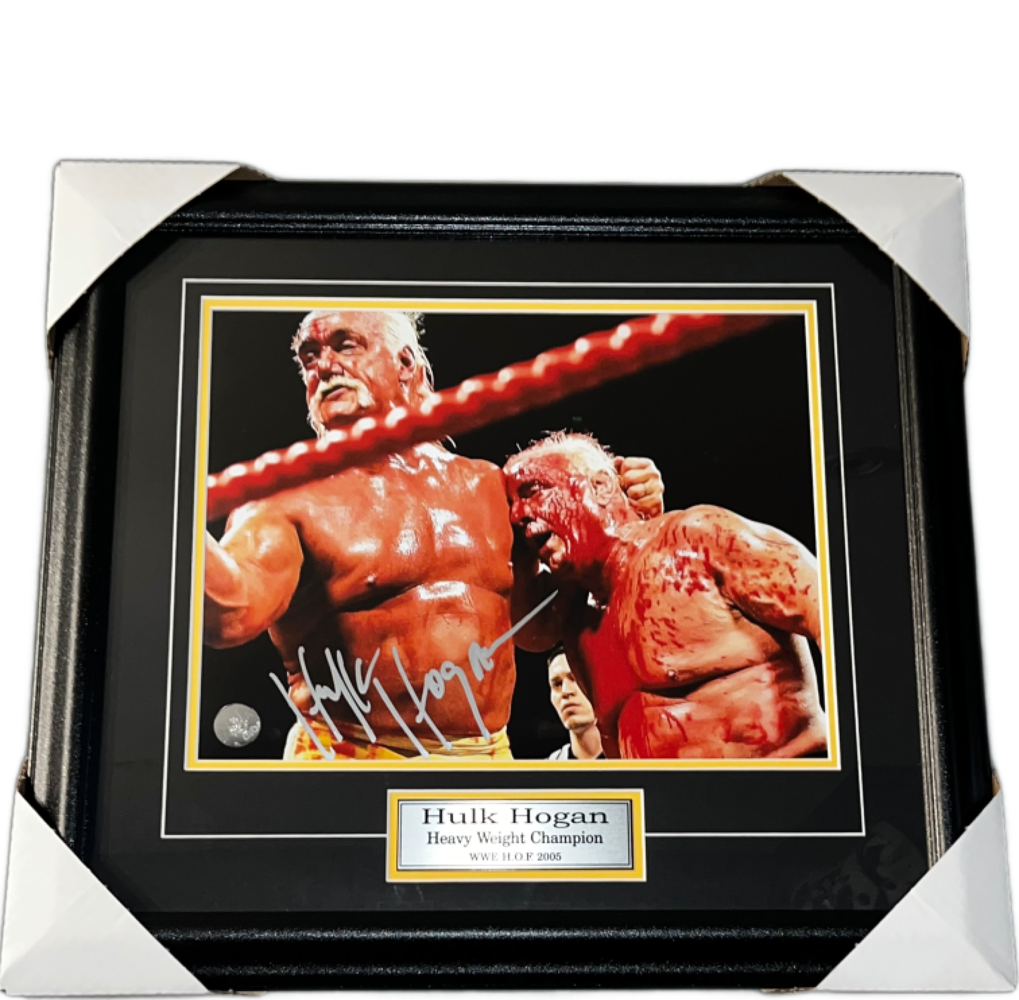 Hulk Hogan Autographed Framed 11x14