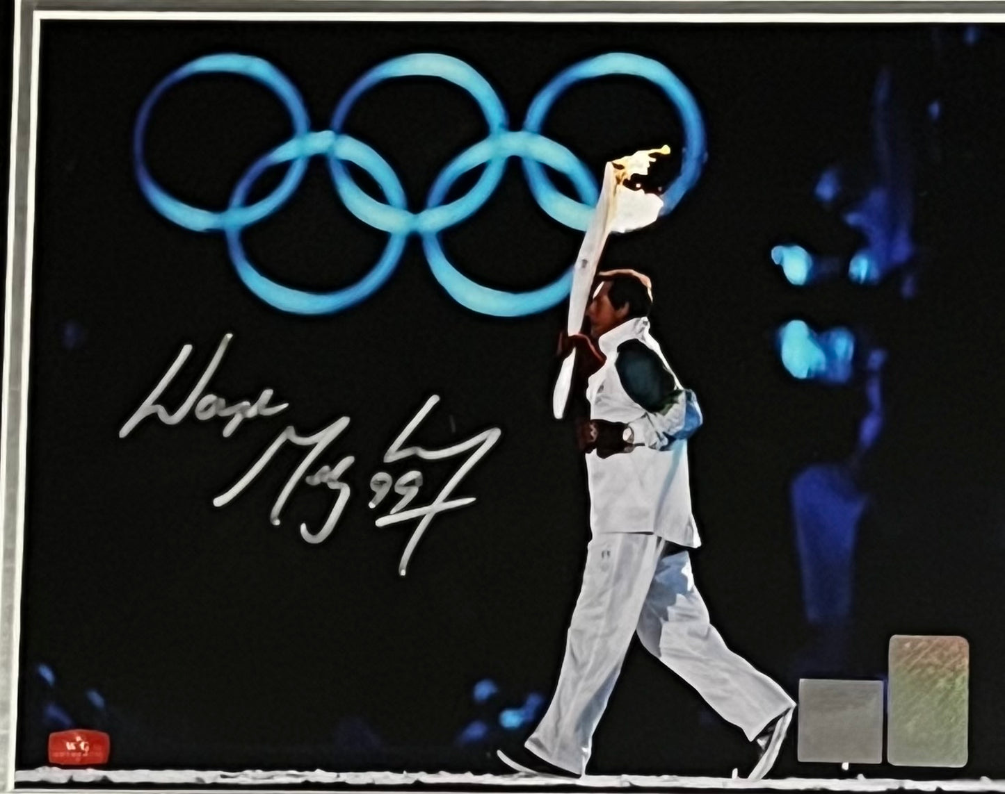 Signed 8x10 Wayne Gretzky Framed Olympics Torch Canada 2010
