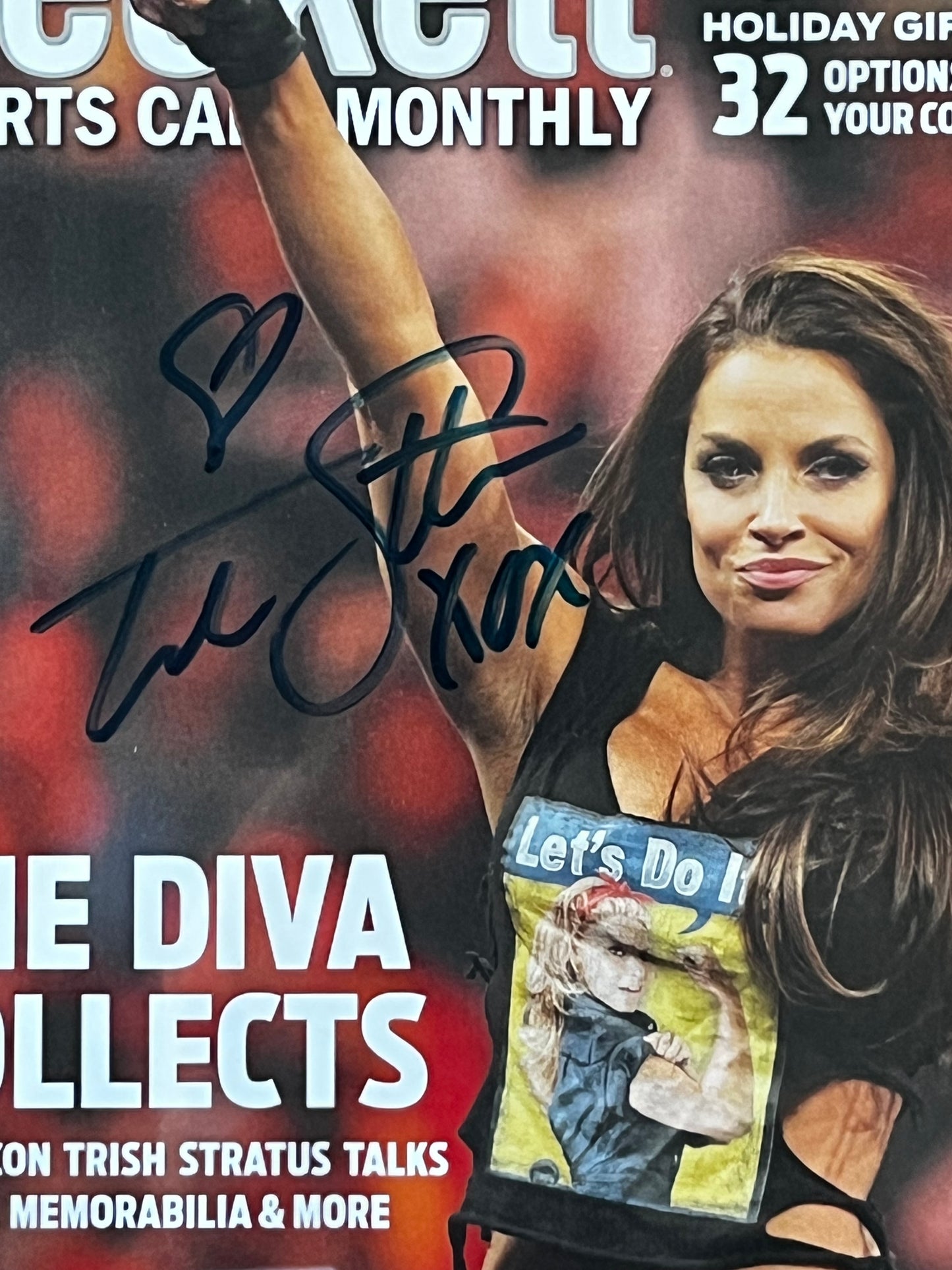 Trish Stratus Signed Beckett Magazine BAS LOA
