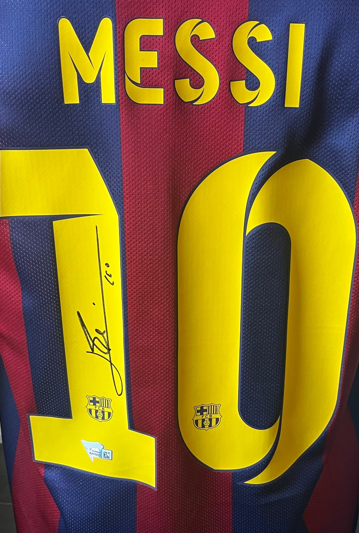Lionel Messi Autographed F.C. Barcelona 2014/15 Home Jersey Nike, Fanatics