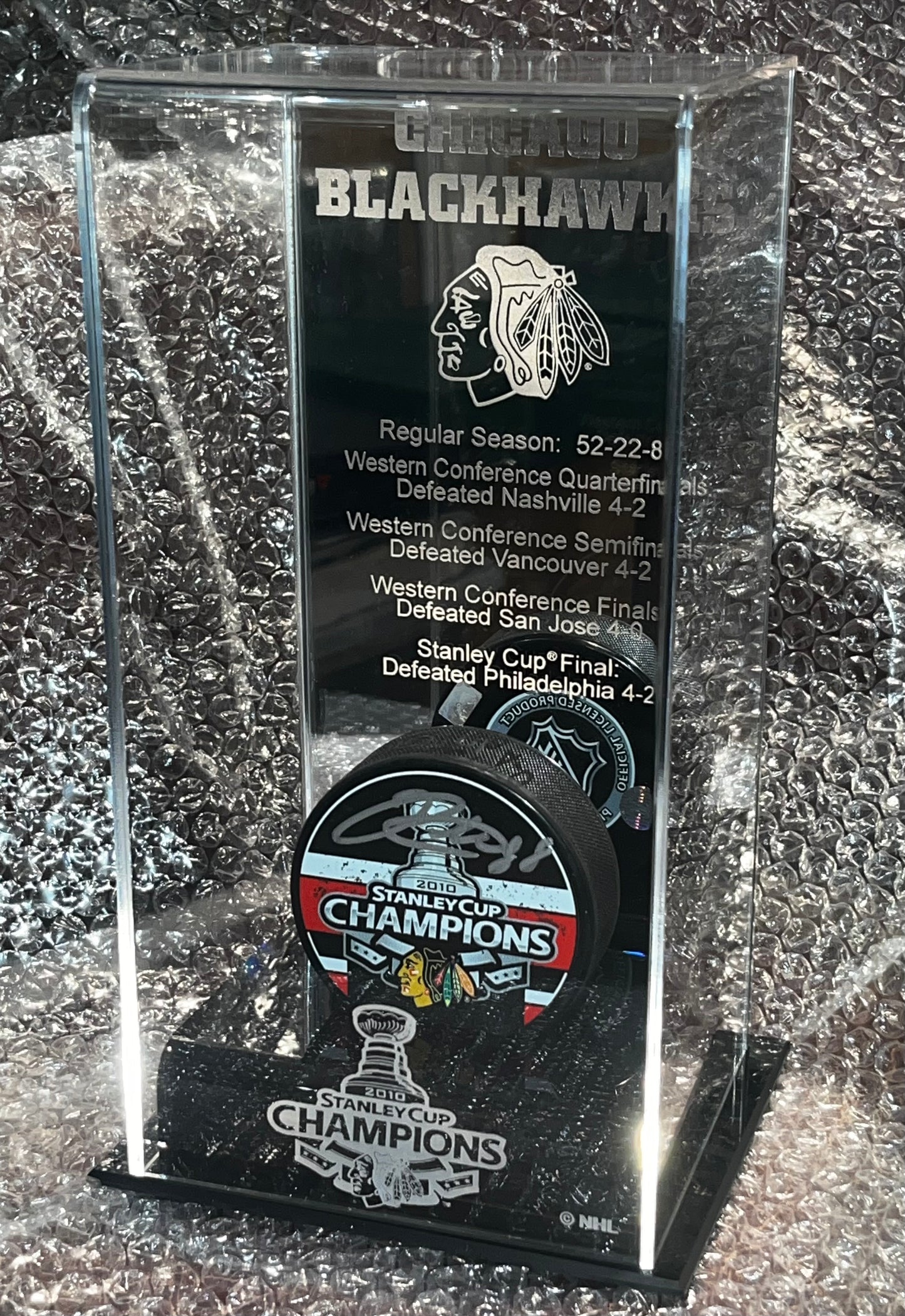 Patrick Kane Signed Chicago Blackhawks Stanley Cup Champions
