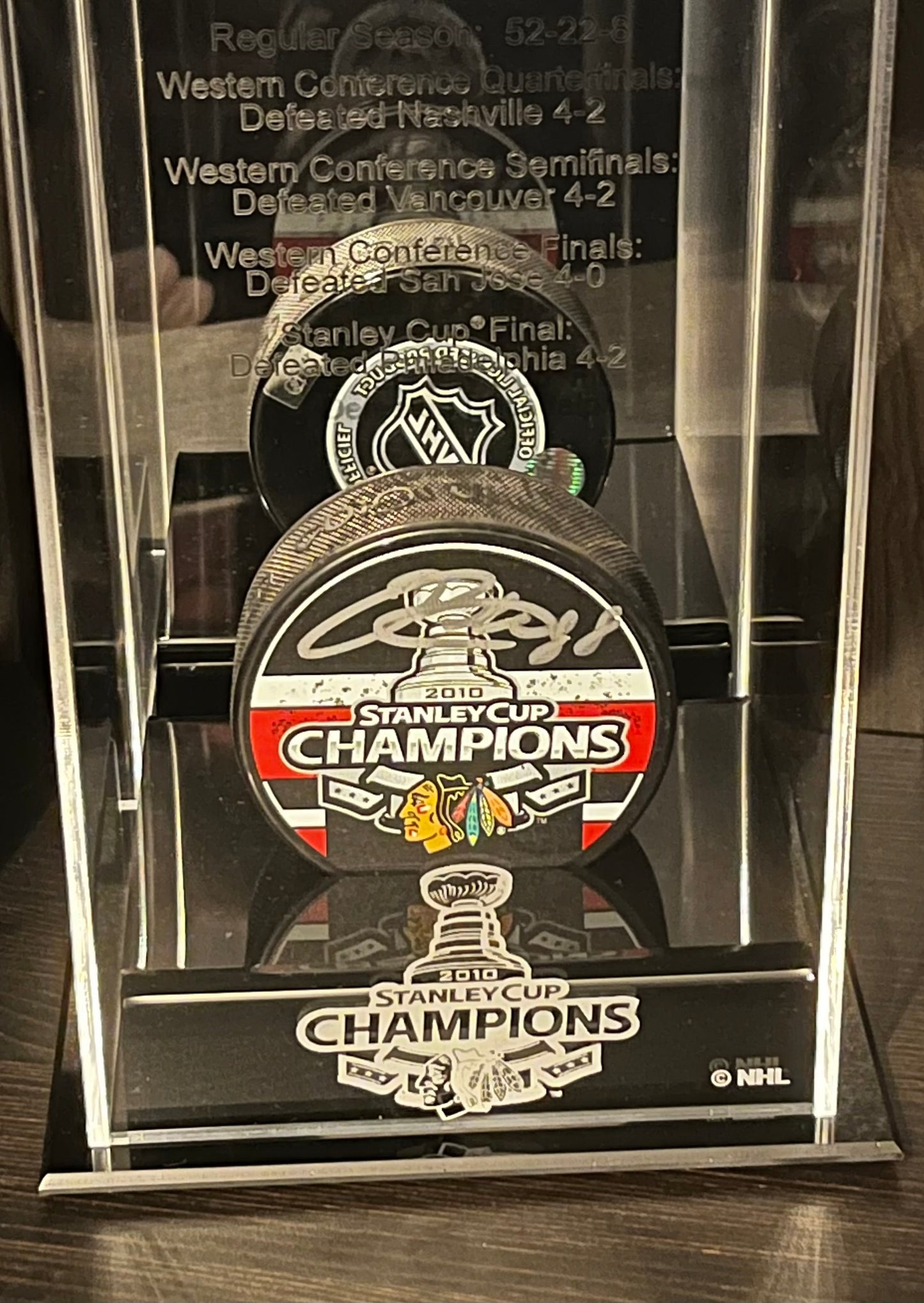 Patrick Kane Signed Chicago Blackhawks Stanley Cup Champions