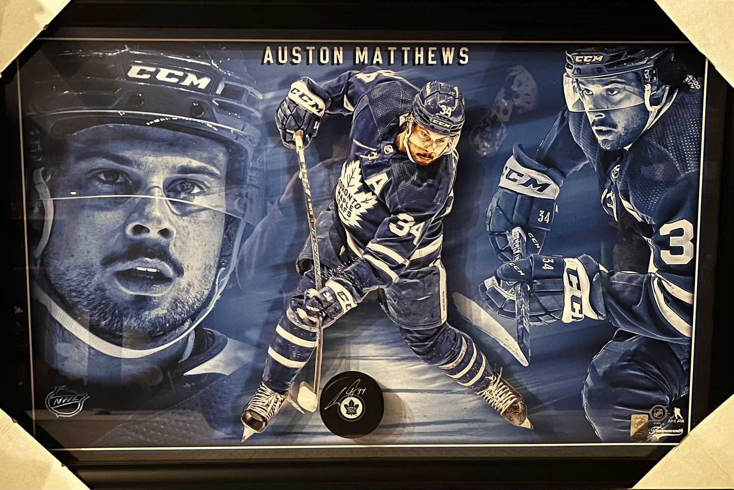 Auston Matthews Signed Photo Glass Framed Toronto Maple Leafs Puck