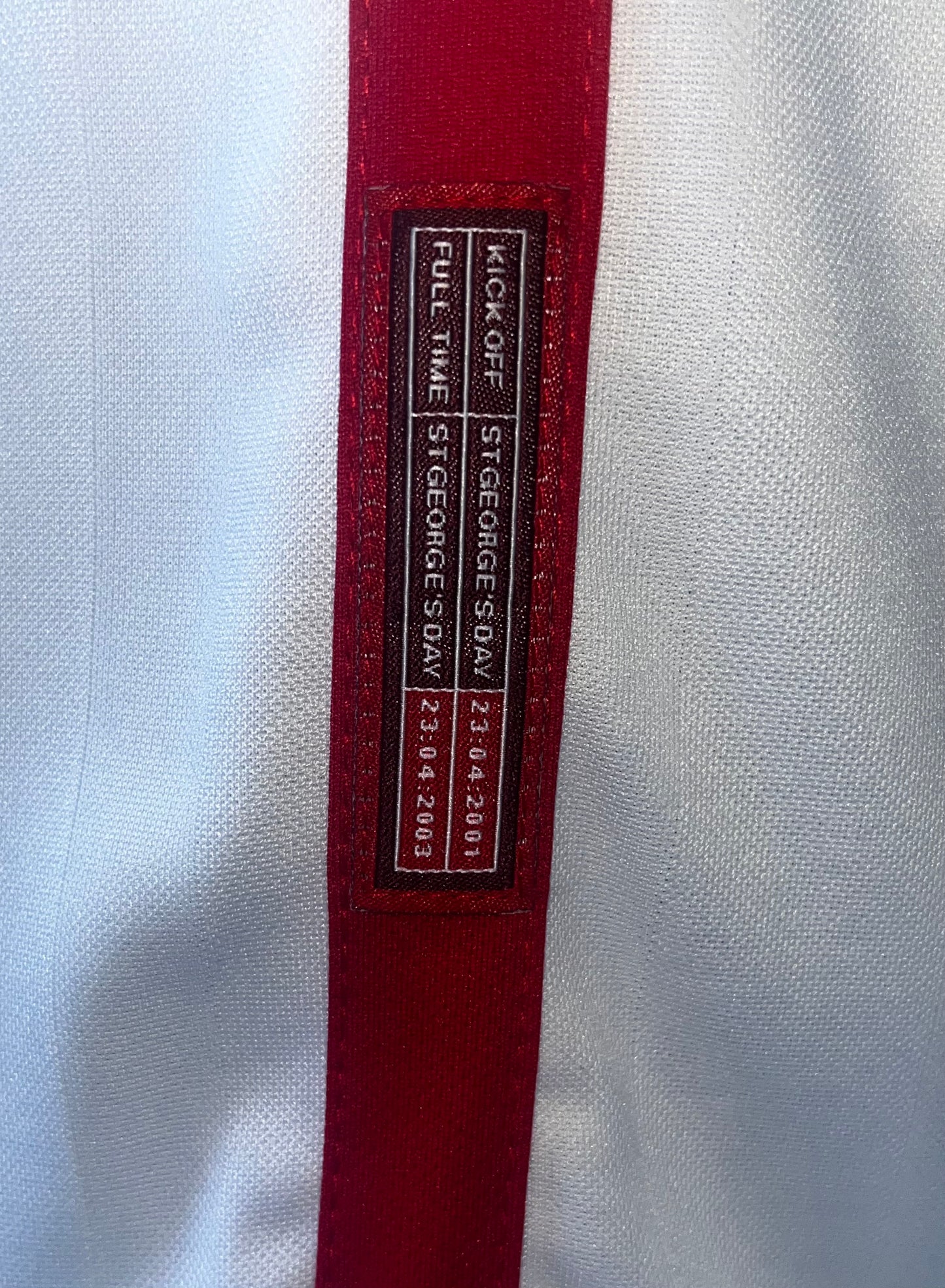 David Beckham Signed England 2002 Soccer Home Jersey Icons