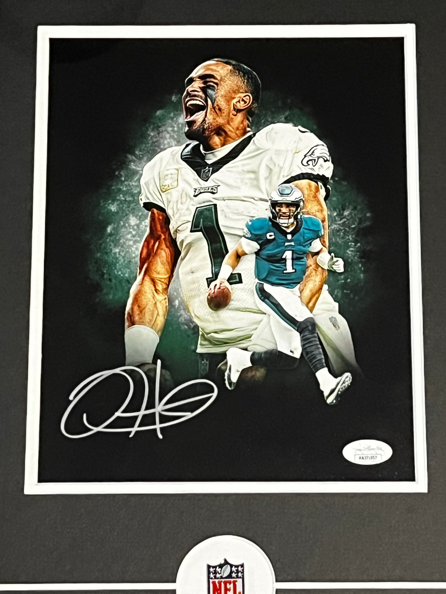 Jalen Hurts Philadelphia Eagles Autographed Framed 8x10