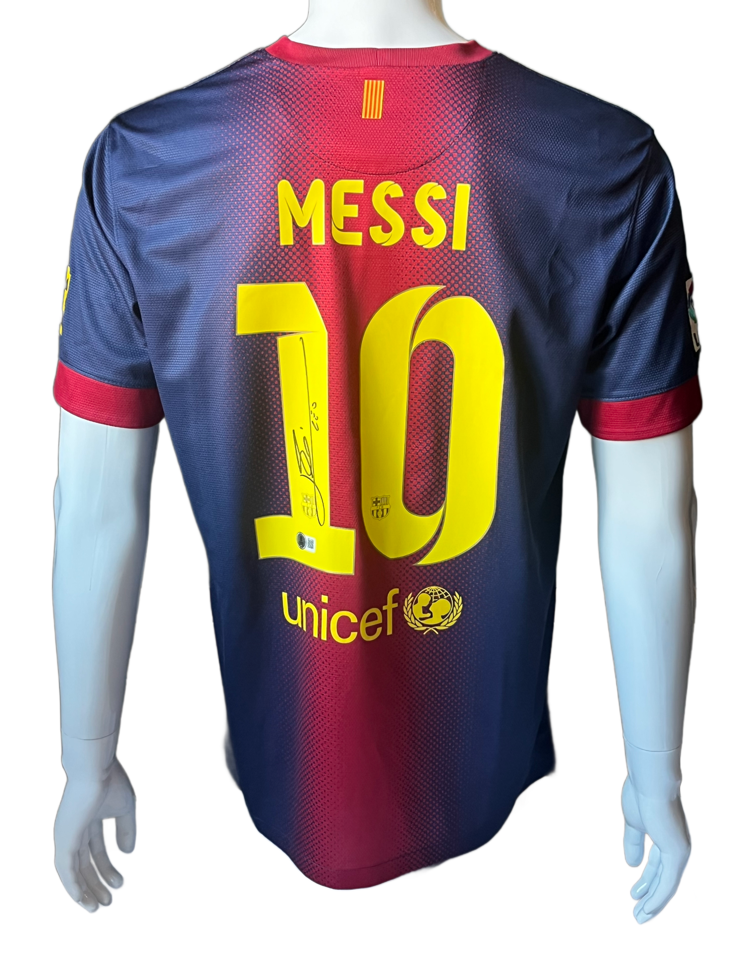 Leo Messi Autographed FC Barcelona Soccer Jersey Beckett BAS COA