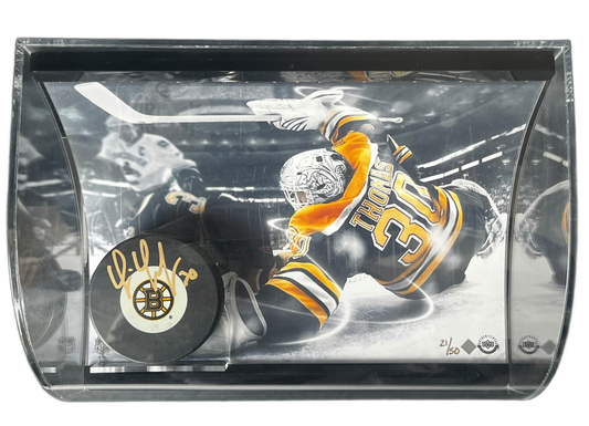 Tim Thomas Signed Boston Bruins Hockey Puck In Display Case LE /50