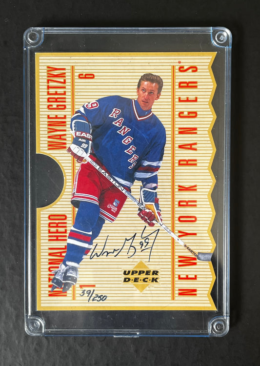 Wayne Gretzky Upper Deck National Heroes Autographed #39/250